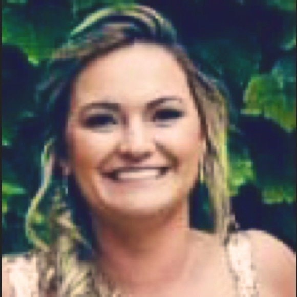 Meet your Posher, Lindsey - Picture 1 of 1